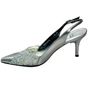 Stuart Weitzman Lavida Silver Chantilly Lace Slingback Pumps Size M 7.5